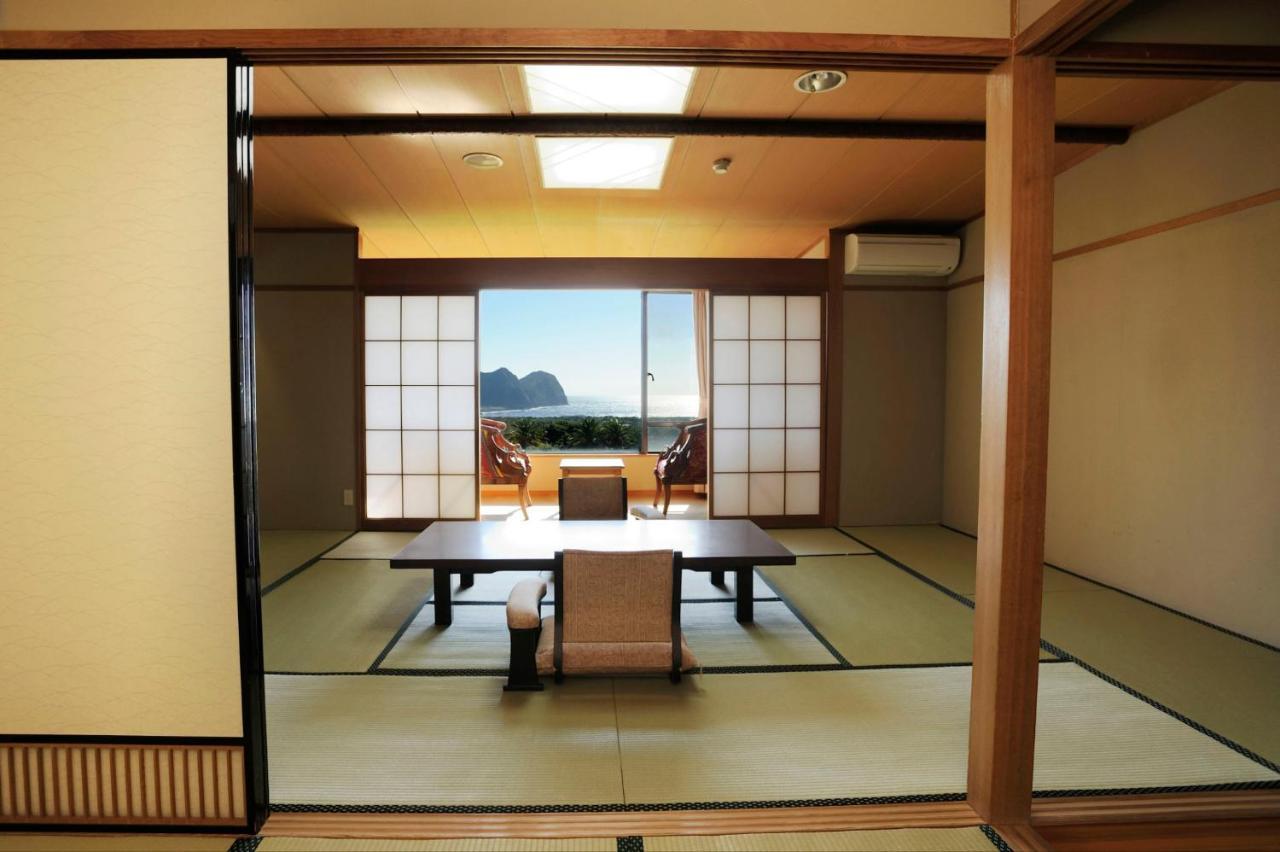 Hachijo View Hotel Экстерьер фото